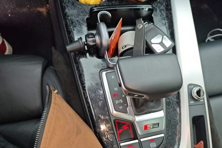 Used Audi A5 2024 Sportback 40 TFSI quattro Luxury Dynamic Model Gear Lever