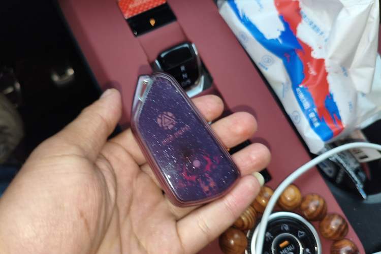 Used Volkswagen Tavendor 2024 380TSI All-Wheel-Drive R-Line Cruise Premium Edition Vehicle Key