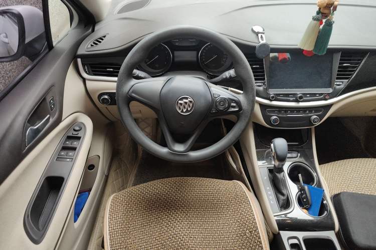 Used Buick Verano 2017 Sedan 15S Automatic Entry Model Steering Wheel