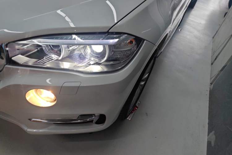 Used BMW X5 2017 xDrive28i
