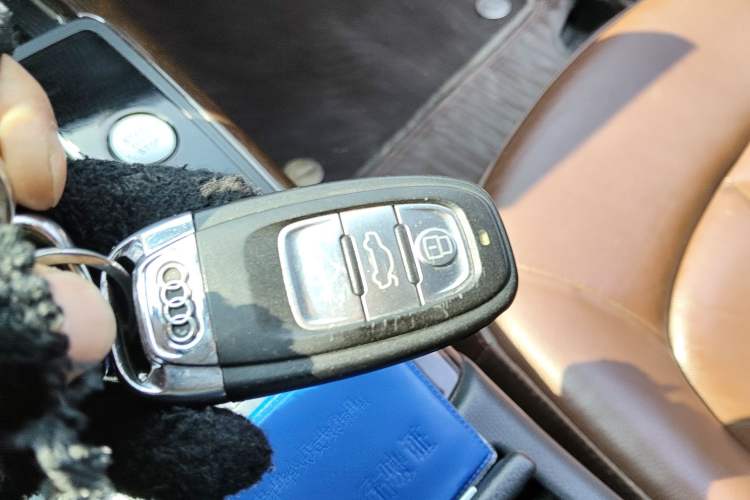 Used Audi A6L 2014 TFSI Comfort Model Vehicle Key