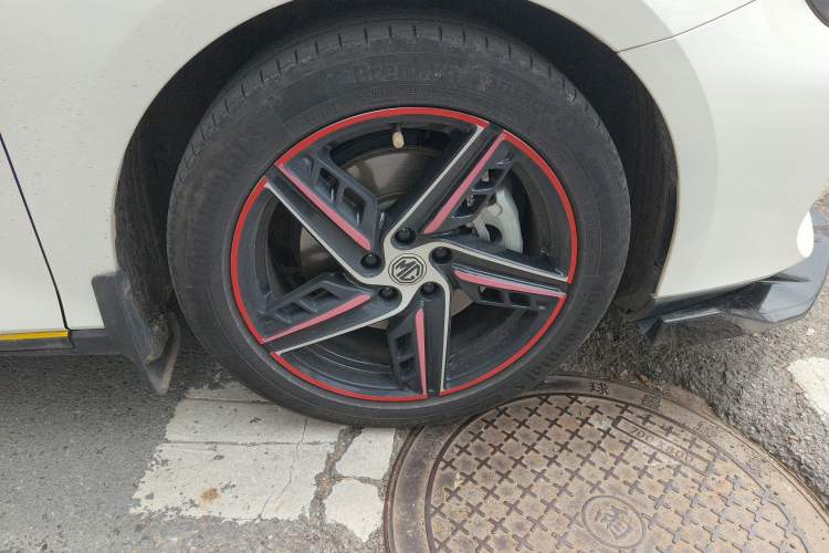 Used MG 7 2023 1.5T DCT Luxurious Supreme Edition