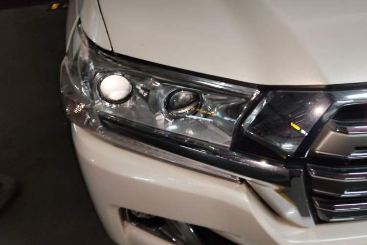 Used Toyota Land Cruiser 2018 4.0L VX-R Gasoline 7 Seats Middle East
