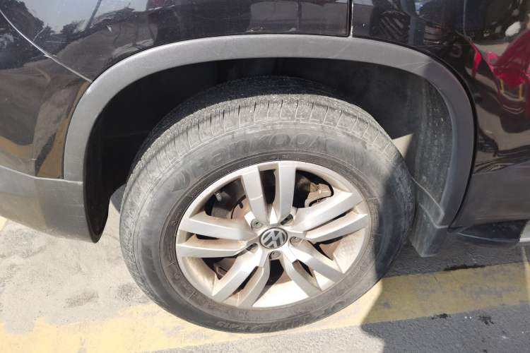 Used Volkswagen Tiguan L 2015 1.8TSI Automatic Two-Wheel Drive Trend Edition
