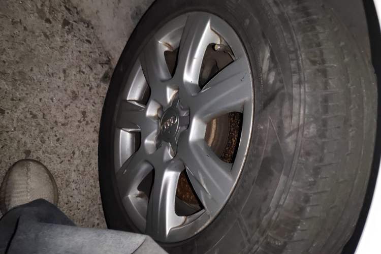 Used Audi A4L 2012 2.0 TFSI automatic Comfort trim level