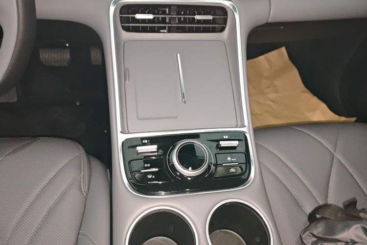 Used Geely Galaxy L6 2025 EM-i 140km Explorer+ Edition