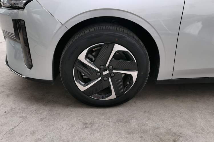 Used Geely Galaxy L6 2025 EM-i 140km Starship Edition