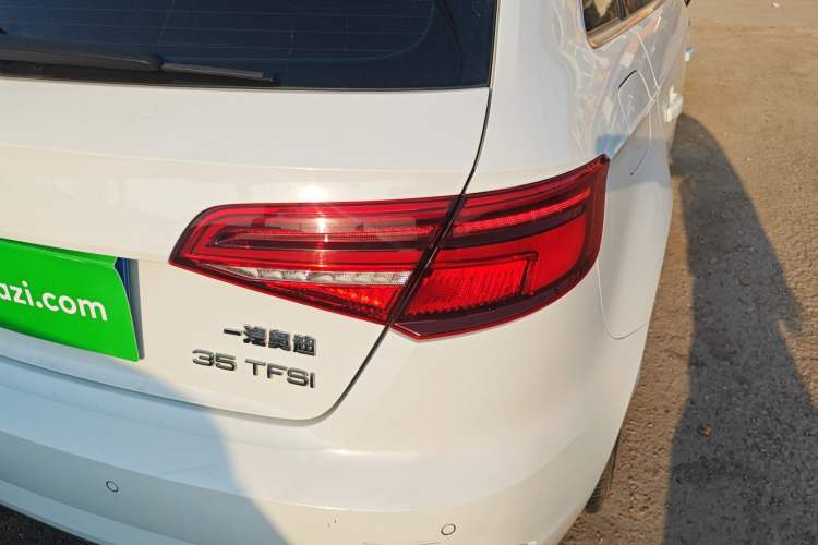 Used Audi A3 2020 Restyled Sportback 35 TFSI Entry-Level China VI Emission Standard Right Rear Taillight