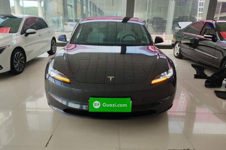 Used Tesla Model 3 2023 Rear-Wheel-Drive Version