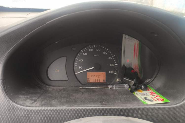 Used Wuling Rongguang 2011 1.2L Base Version