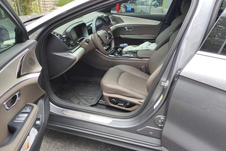 Used BYD Han 2025 EV 605KM Prestige Model
