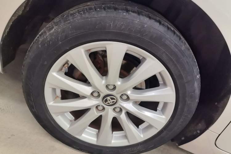 Used Toyota Camry 2018 2.0G Luxury Edition Exterior 3