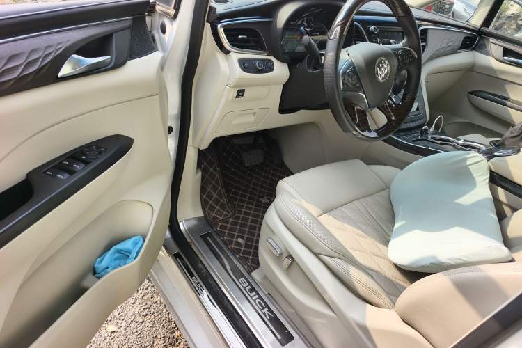 Used Buick GL8 2018 ES 28T Comfort Model China VI Standard
