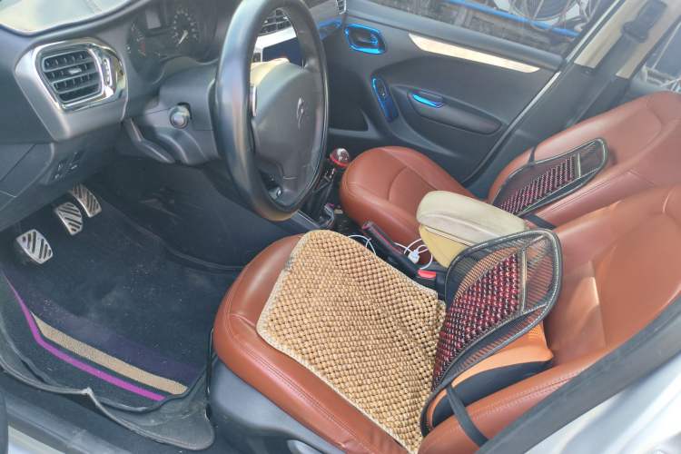 Used Citroen Elysee 2015 Zhishang Edition 1.6L Manual Fashion Model
