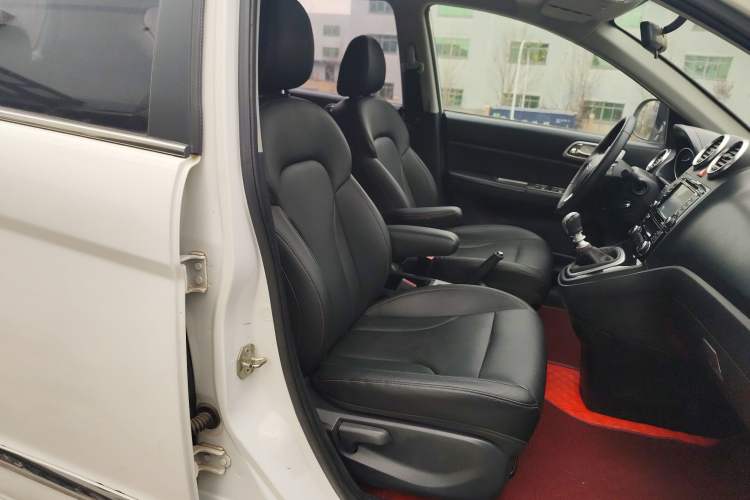 Used Haval H6 2016 Upgraded Model 1.5T Manual Two-Wheel Drive Elite Version