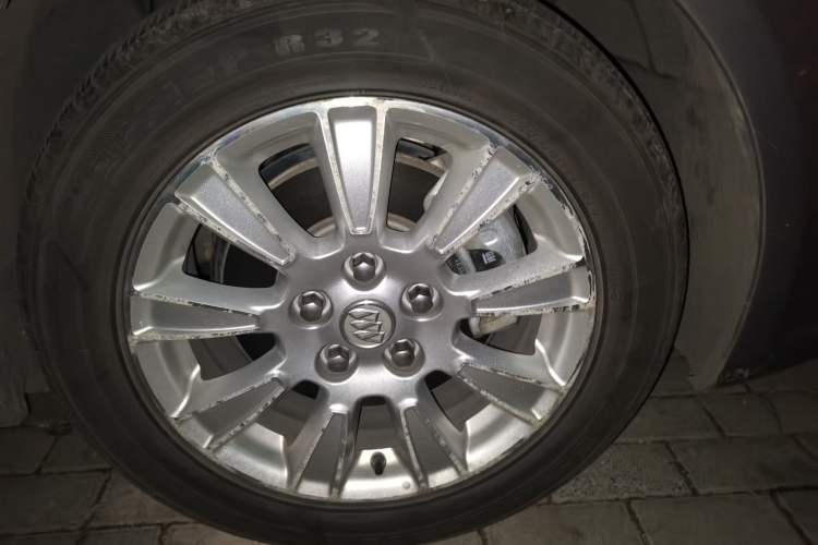 Used Buick LaCrosse 2012 2.4L SIDI Elegant Edition
