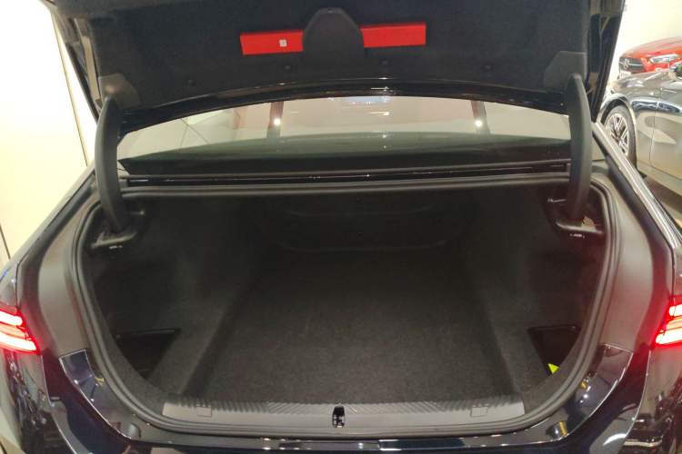 Used BMW 5 Series 2025 525Li M Sport Package
