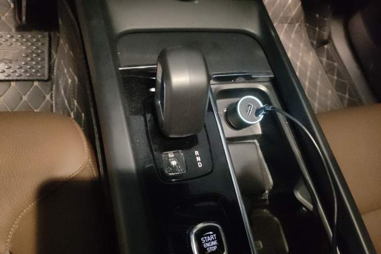 Used Volvo XC60 2025 B5 4x4 Smart Luxury Edition
