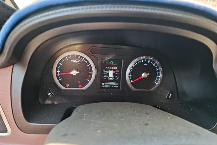 Used FORTHING Lingzhi 2019 M5L 1.6L 7-Seater Luxury Model China VI Standard Instrument Cluster