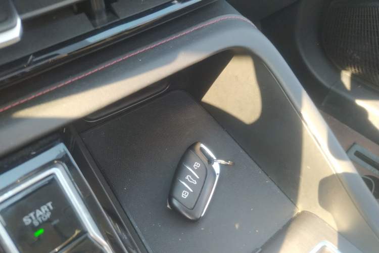 Used Roewe i5 2023 1.5L CVT Luxury Edition
