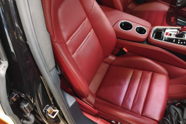 Used Porsche Panamera 2019 Panamera 2.9T Right Front Seat