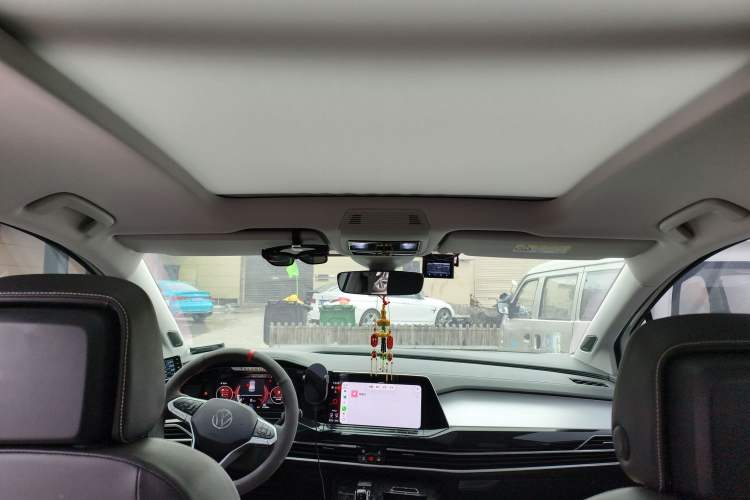 Used Volkswagen Talagon 2022 530TSI Four-Wheel Drive Flagship Shengjing Edition Pro 6-Seater Headliner