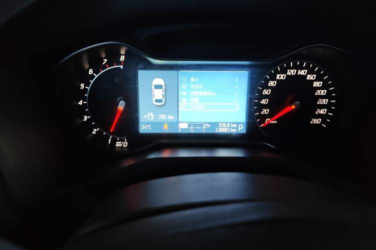 Used Ford Mondeo 2011 2.0L GTDi 200 Luxury Edition Instrument Cluster