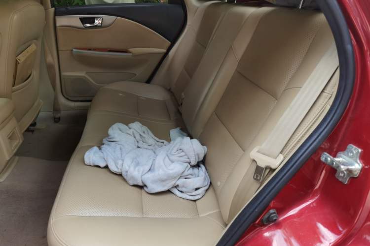 Used Buick Excelle 2013 1.5L Automatic Luxury Model
