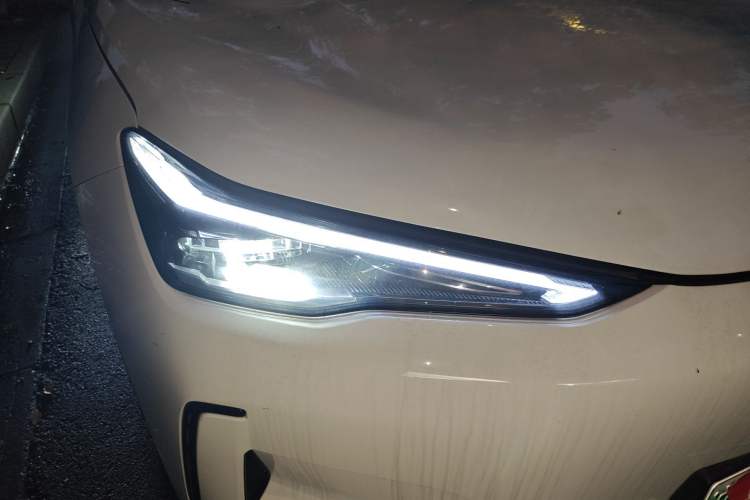 Used Geely Galaxy E5 2024 440km Launch Edition Right Front Headlight