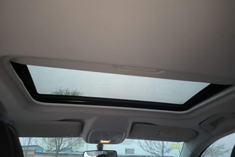 Used Peugeot 308 2016 1.6L Automatic Luxury Edition
