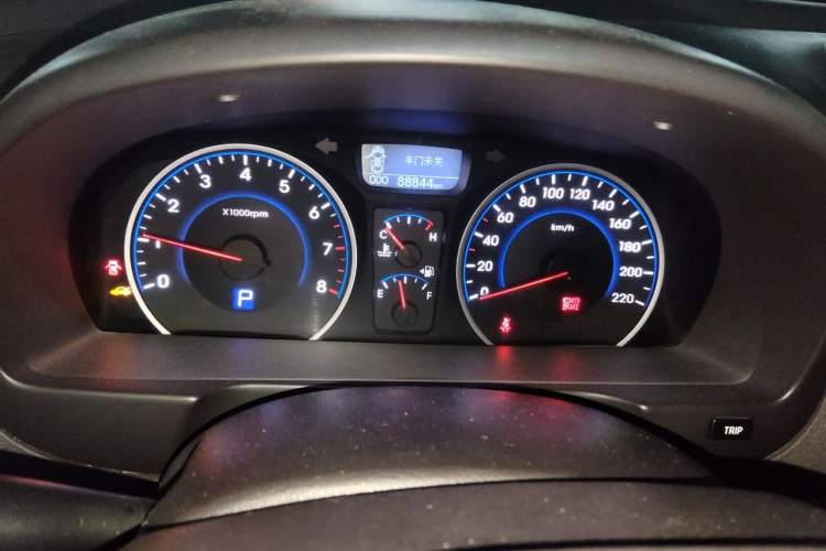 Used Hyundai Celesta 2011 1.6L Automatic Luxury Version
