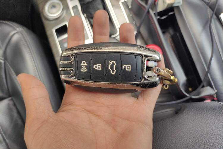 Used Haval H9 2015 2.0T Four-Wheel Drive Luxury 7-Seater
