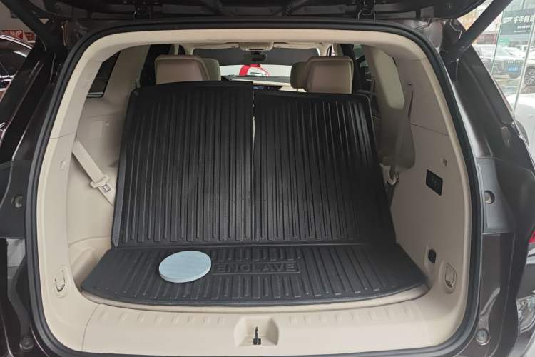 Used Buick Enclave 2022 652T 4x4 Avenir 6-Seater
