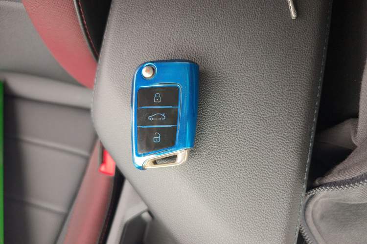Used Volkswagen Bora 2021 1.5L Automatic Elite Smart Connect Edition Vehicle Key