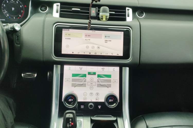 Used Land Rover Range Sport 2018 3.0 SC V6 HSE DYNAMIC Audio And AC Panel