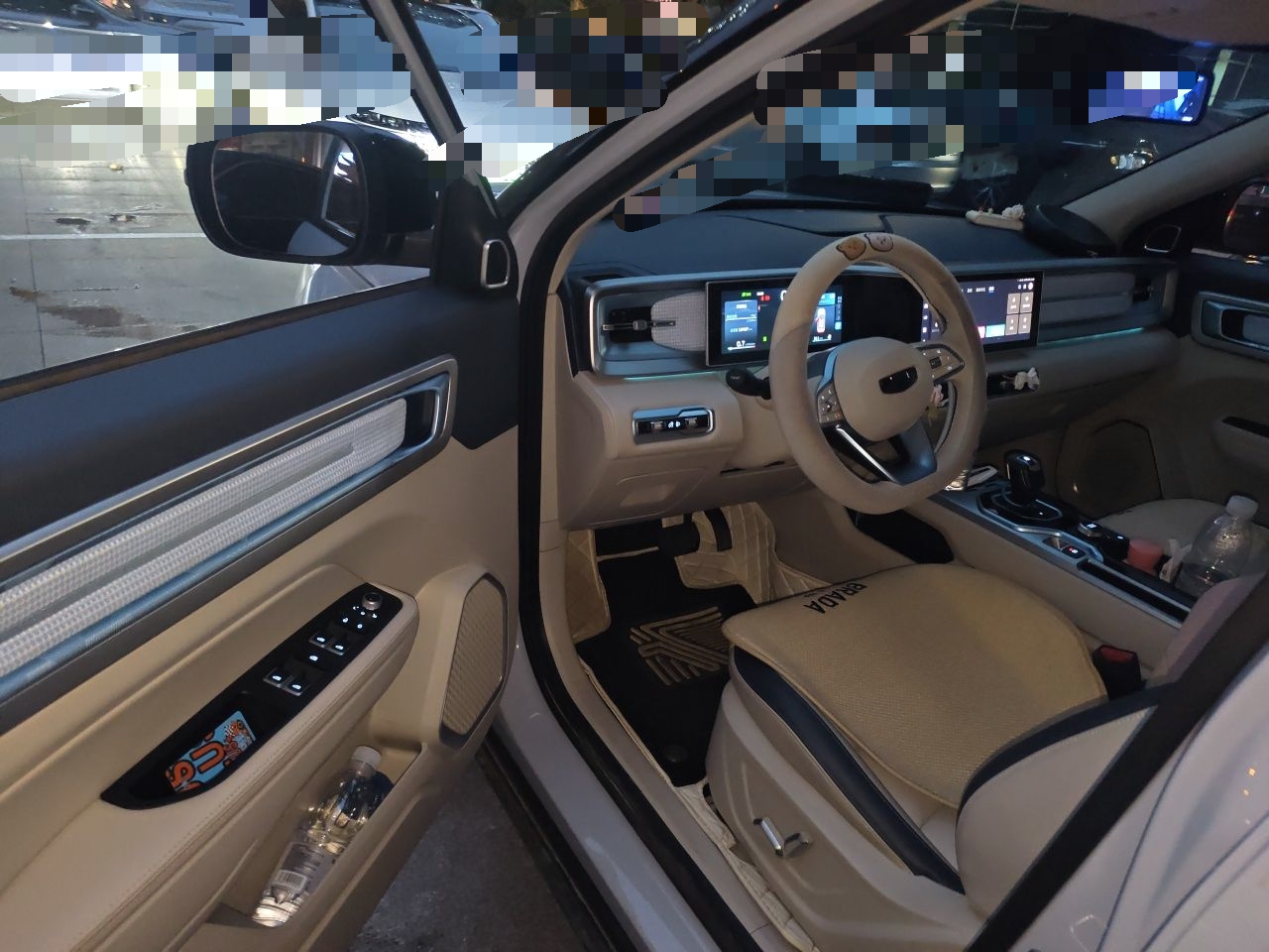Geely Auto icon 2023 1.5TD Star Player — снимка 13