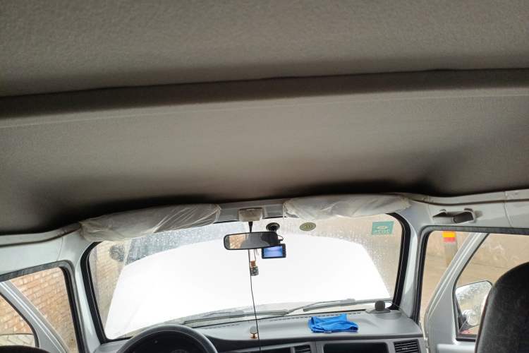 Used Wuling Zhiguang 2020 1.2L Practical Model China VI LSI