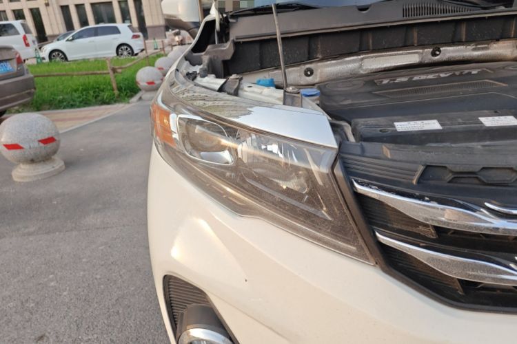 Used GAC Trumpchi GS3 2017 150N Automatic Elite Edition Right Front Headlight