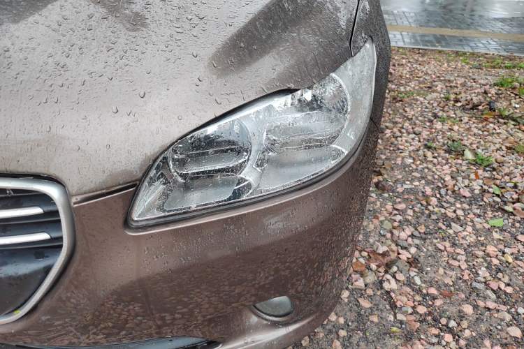 Used Peugeot 301 2016 1.6L Automatic Comfort Edition
