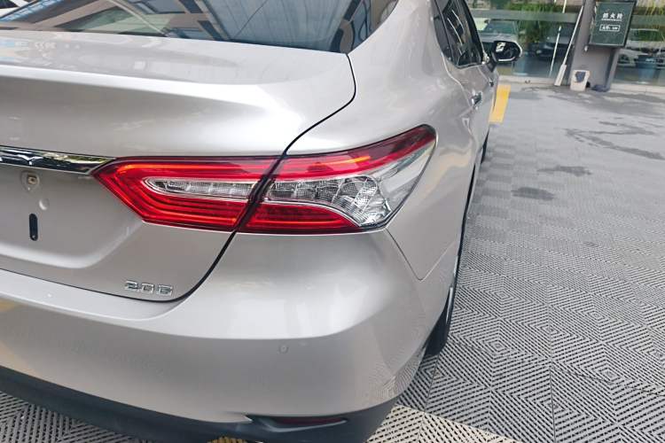 Used Toyota Camry 2019 Revised Version 2.0G Luxury Edition
