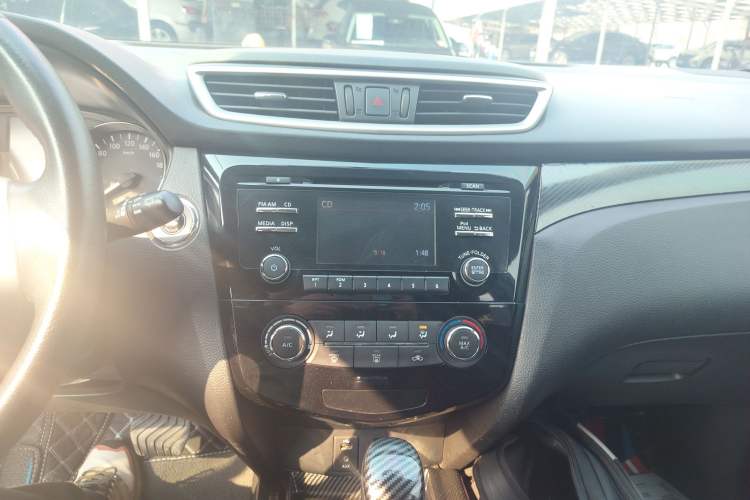 Used Nissan Qashqai 2016 2.0L CVT Luxury Edition
