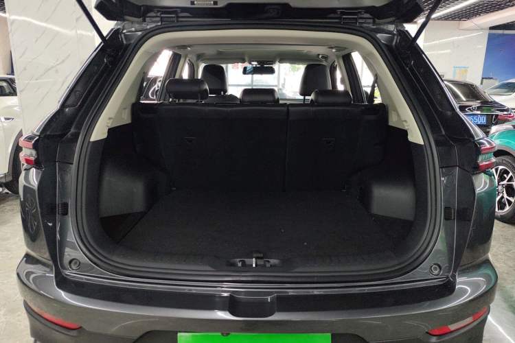 Used CHANGAN CS55PLUS 2021 Blue Whale Edition 1.5T DCT Luxury Model Trunk