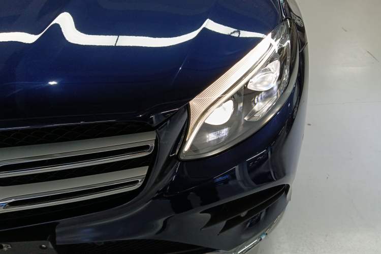 Used Mercedes-Benz GLC 2018 Refreshed GLC 300 4MATIC Dynamic Edition