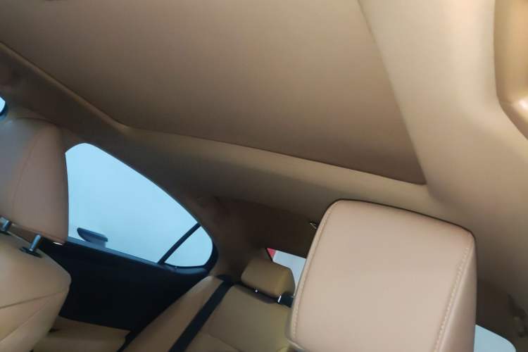 Used Lexus ES 2022 300h Excellence Edition