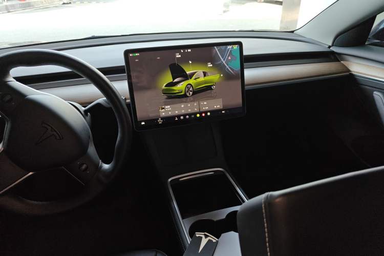 Used Tesla Model 3 2022 Rear-Wheel-Drive Version
