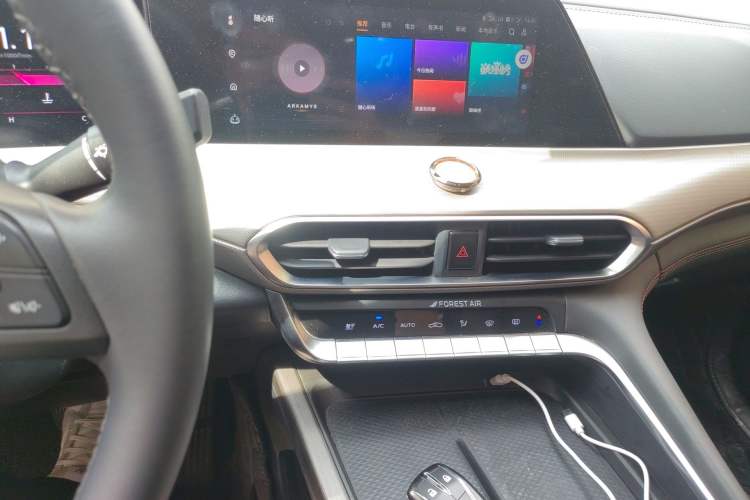 Used CHANGAN UNI-T 2021 1.5T Excellence Model Audio And AC Panel