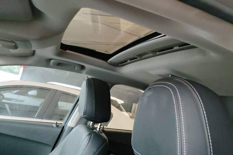 Used Chevrolet Trax 2016 1.4T Automatic Two-Wheel Drive Comfort Version with Sunroof