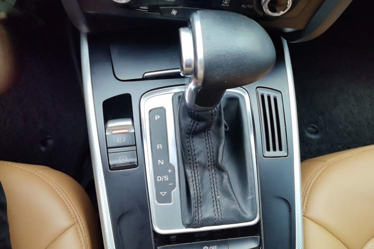 Used Audi A4L 2015 35 TFSI Automatic Standard Model