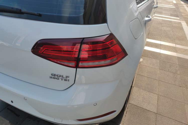 Used Volkswagen Golf 2020 280TSI DSG Comfort Version Right Rear Taillight