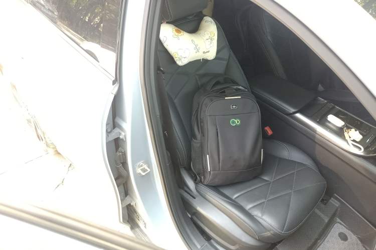 Used Geely Galaxy L6 2024 125km PLUS Dragon Edition
